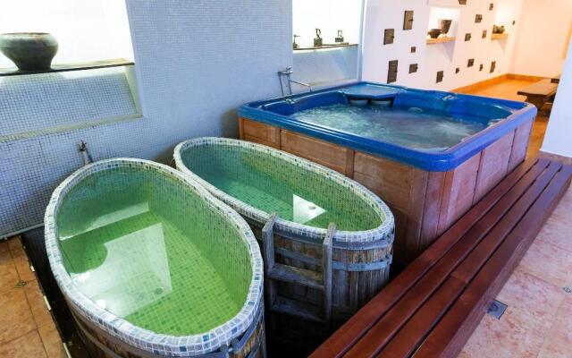 Отель Silky Way