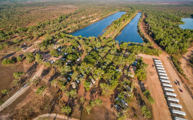 AAOK Lakes Resort & Caravan Park