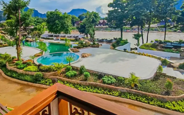 Phubarn VimarnVangvieng Resort