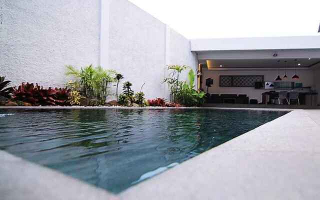 Hotel Tirta Kencana Cipanas Garut
