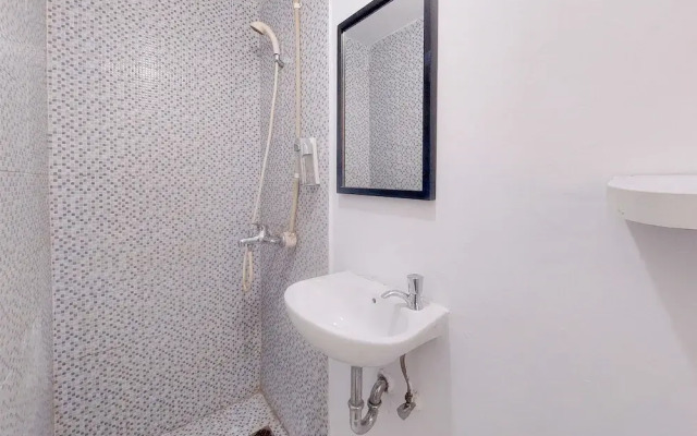 Good Studio Apartment (No Kitchen) At Aeropolis Residence