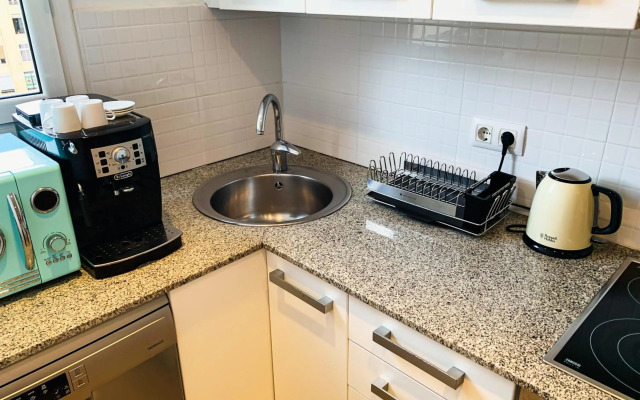 Incredible 2BR Penthouse with Urban Rooftop Garden