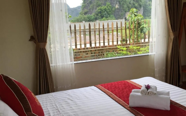 Tam Coc Little river Bungalow