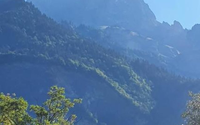 Aux croisements des stations du Mont Blanc