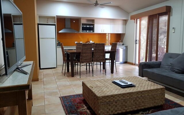 Samson Beach Chalets