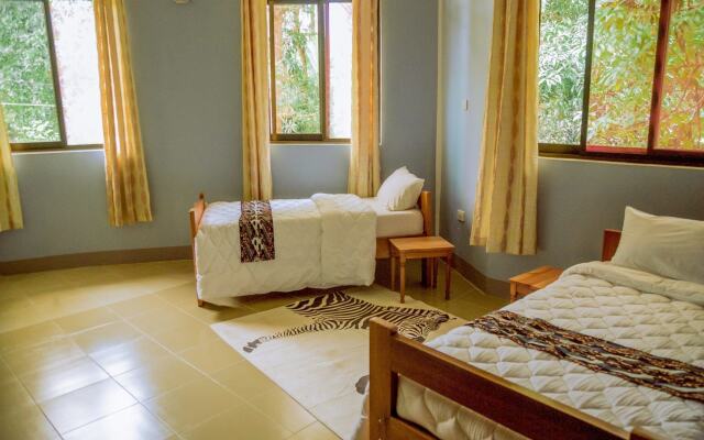 Mama Thea Homes - Hostel