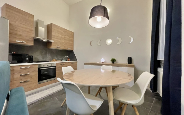 Happy Family Apartments Luna
