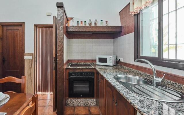 Chalet La Raya Conil de la Frontera by Ruralidays