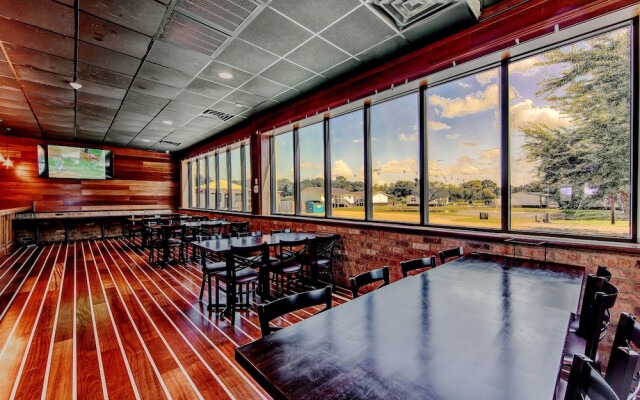 Southern Breeze Lodge