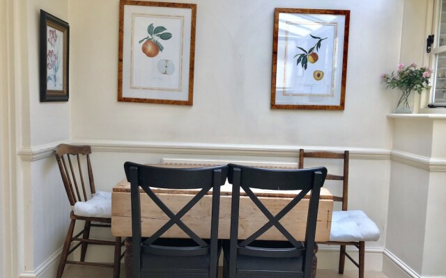 Stylish Apartments in Victoria & Westminster