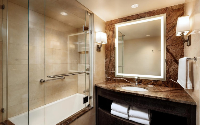 Little America Flagstaff