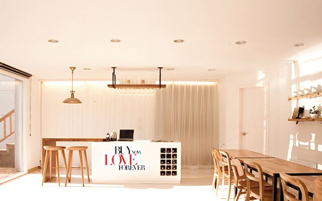Gapyeong Rowa River View Pension