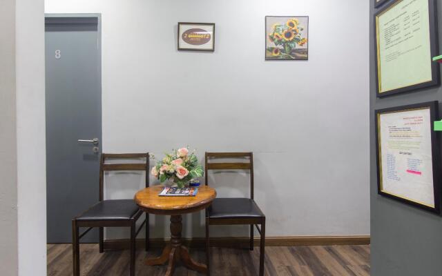 OYO 937 Lucky Hotel