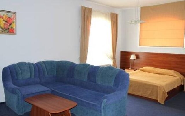 Okeanis Hotel