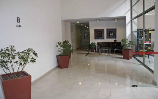 Plaza Suites Apartments