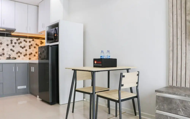 Spacious And Homey Studio At Daan Mogot City Apartment