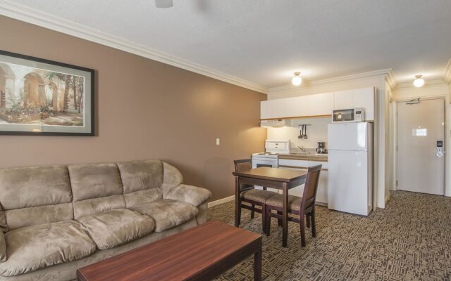 Quality Inn & Suites High Level