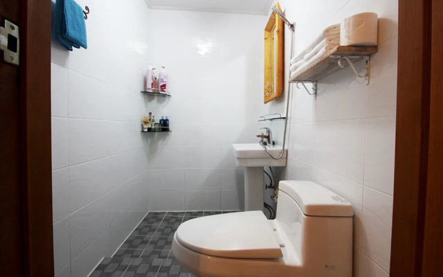 Jeonju Keun Judaengi Hanok Stay