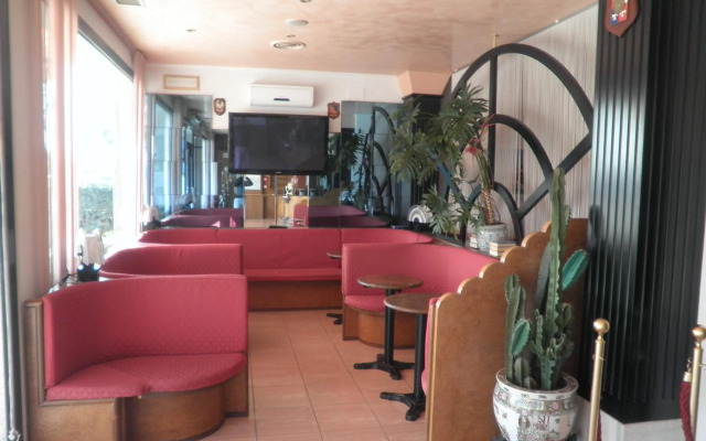 Hotel Touring