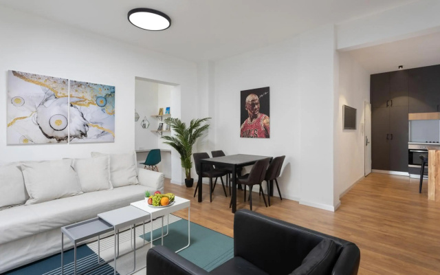 Bold & Beautiful 1BR in Ben Yehuda by HolyGuest