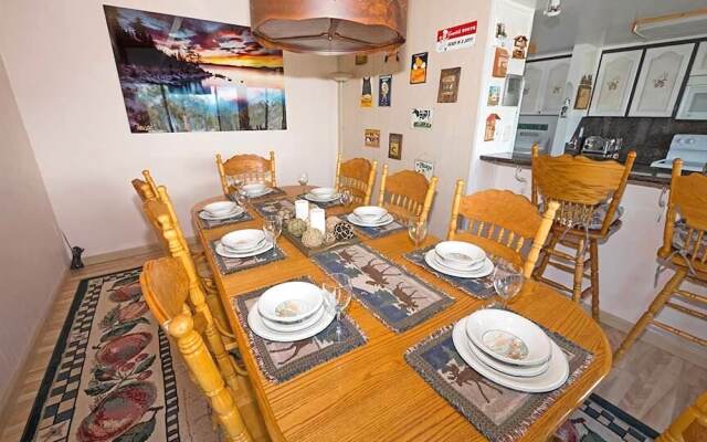 4221 Saddle Road by RedAwning