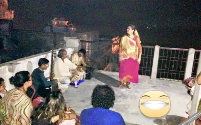 Ishan Paying Guest House