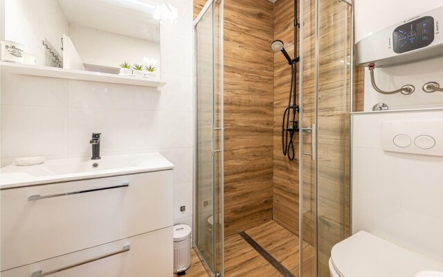 Amazing Home in Zaton With 1 Bedrooms and Wifi