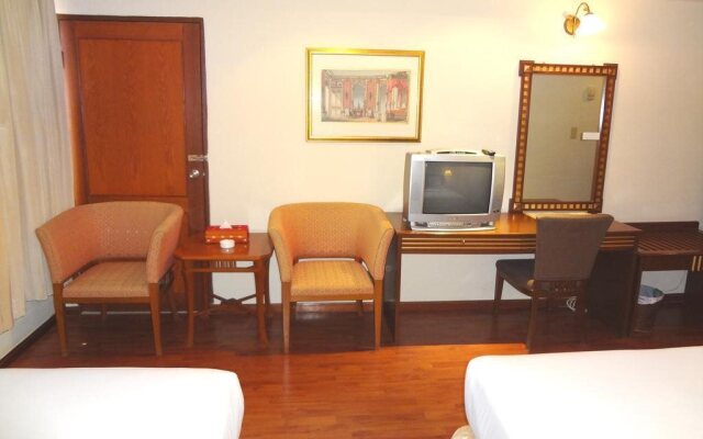 Hotel La Parranda Residence and Hotel