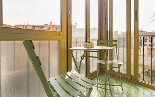 Bright & Cozy Home - City Center