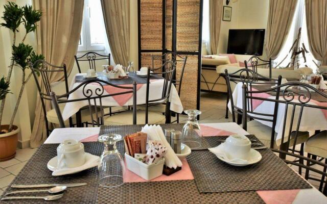 Ostria Hotel