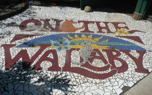 On The Wallaby Eco Lodge - Hostel