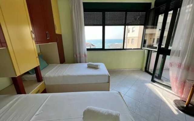 Spacious 2 Bedroom Apartment