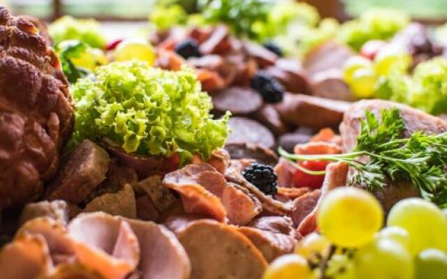 Kompleks Wypoczynkowo-Konferencyjny Mazur-Syrenka