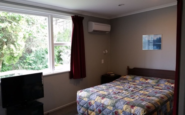 Mahoe Motel Bar n Grill – Guest Rooms – Taumarunui