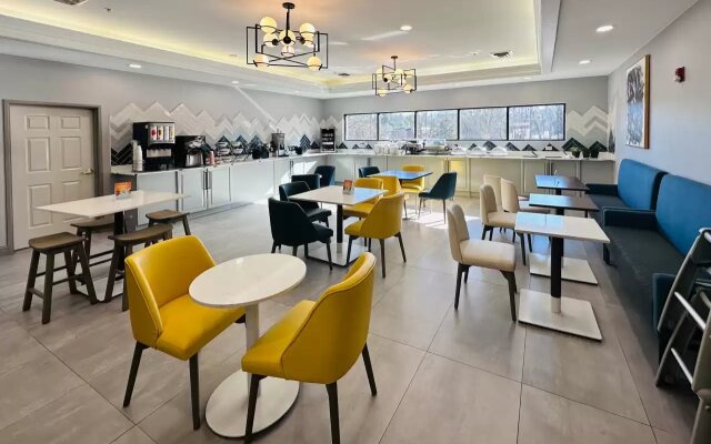 Comfort Inn & Suites Ashland – Richmond North