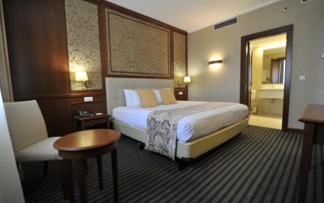 Holiday Inn Skopje