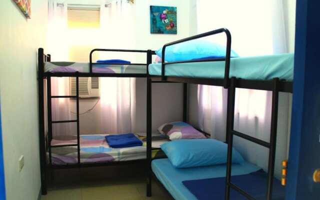 Panglao Island Inn - Hostel