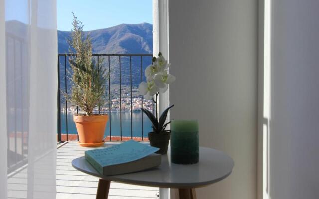 Alkima 1 BR apartment with a sea view