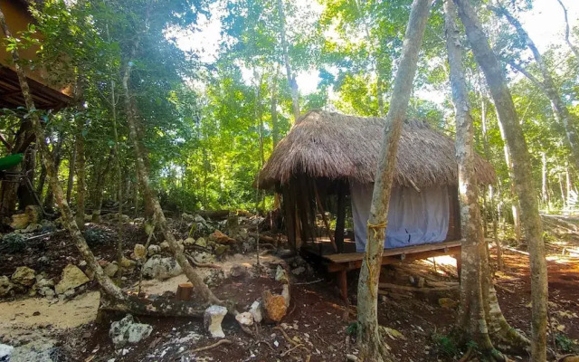 Casa Aztlan