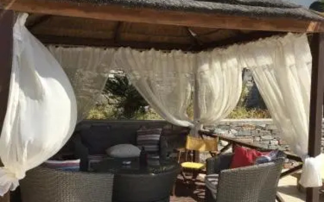 Kolitsani View Hotel