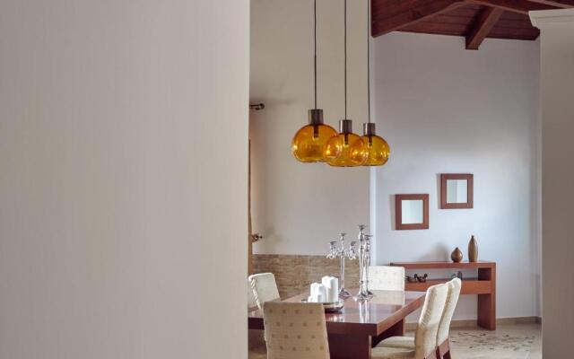 Astarte Villas - The Villa in Olive Grove