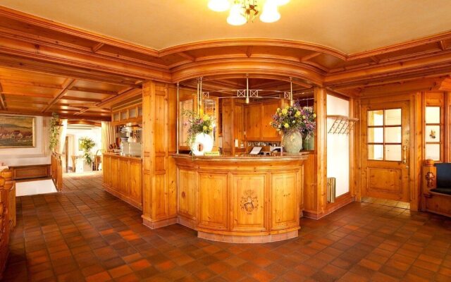 Hotel Adler