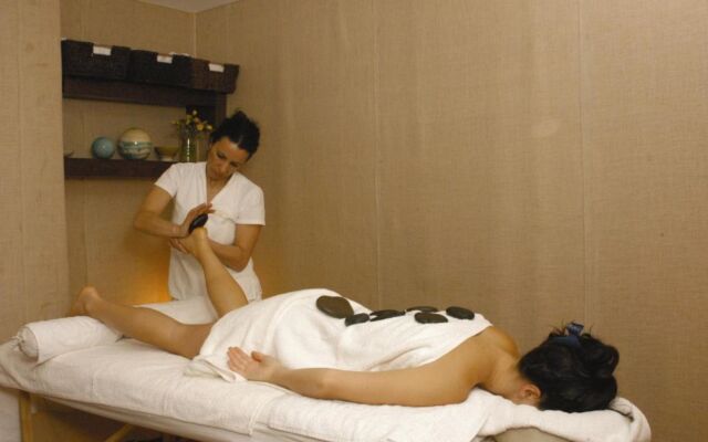 El Casco Art Hotel