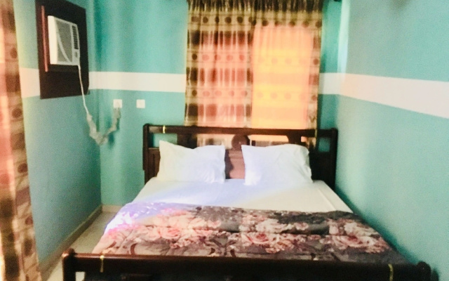 Cossy Hotel & Suite