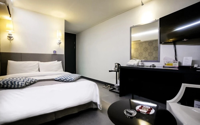 Yeoju Reverse Hotel
