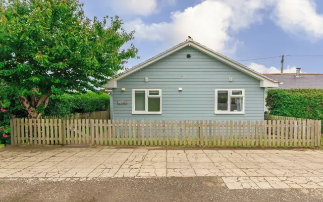 Swallows Croyde 3 Bedrooms, Sleeps 6, Beach Chalet