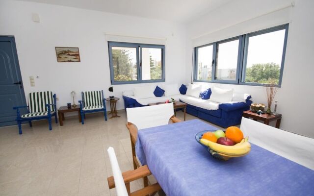 Family Holidays House Koutsouras by GHH