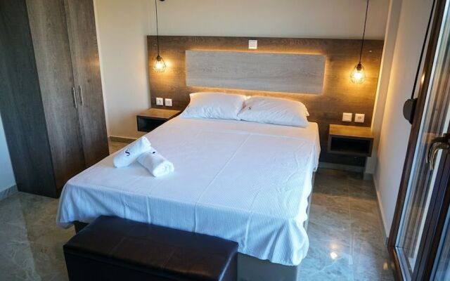 Sinodinos Deluxe Apartments