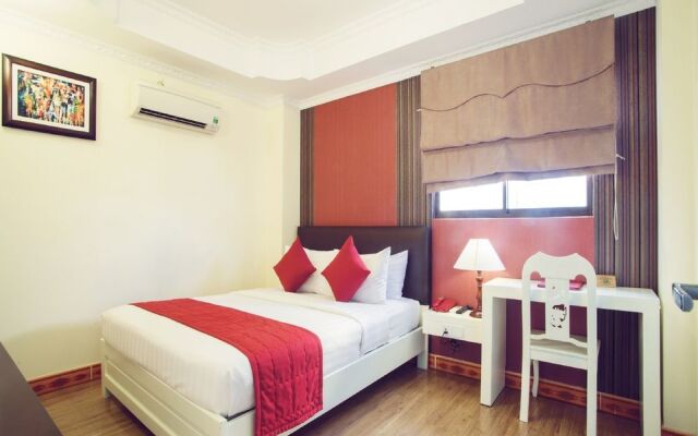 Hampton Hotel By Jinnu Lai