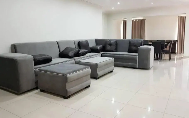 8sIndoor heated pool4 bedroom villaGreat view